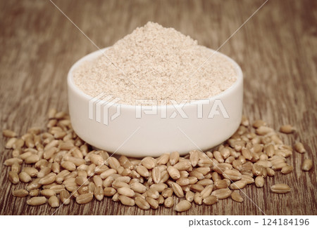 Wheat and reddish flour 124184196