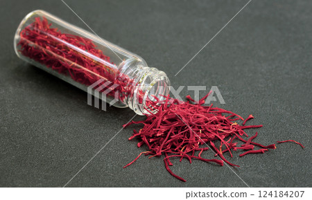 Saffron 124184207