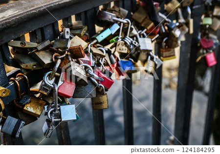 Love locks at Nyhavn 124184295