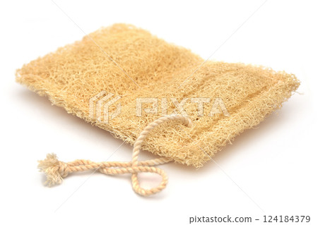 Natural scrubber 124184379