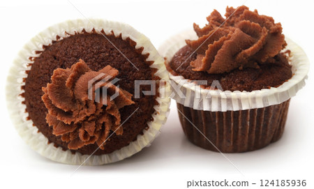 Freshly prepared homemade muffin 124185936