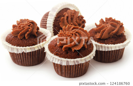 Freshly prepared homemade muffin 124186760