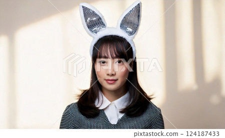 帶兔子耳朵的女人（AI 生成的圖像） 124187433