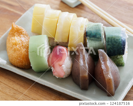 高知縣的當地美食“稻荷壽司” 124187516