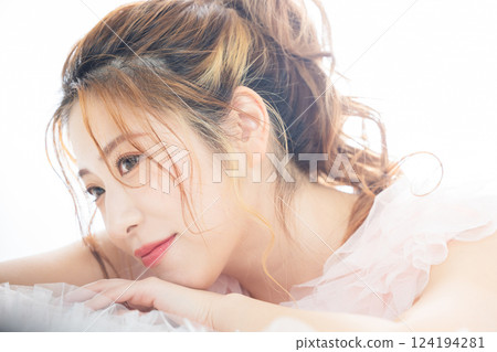 Beauty image of young women 124194281