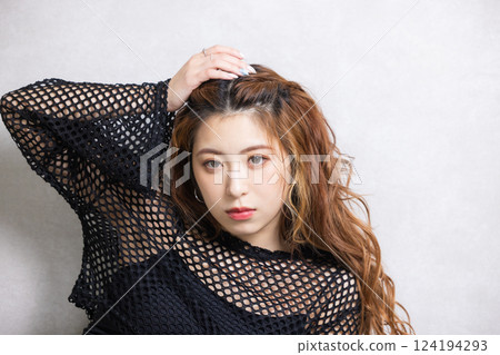 Beauty image of young women 124194293