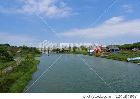 Dongshan River Bridge Landscape. Beautiful waterfront scenery of Yilan. Dongshan River Waterfront Park Dongshan River Bridge Landscape. Beautiful waterfront scenery of Yilan. Dongshan River Waterfront Park 124194808