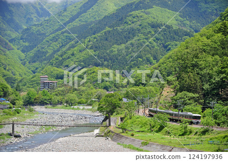 身延線 下部溫泉 - 畠島 JR中央 373系 (靜岡) 藤川 124197936