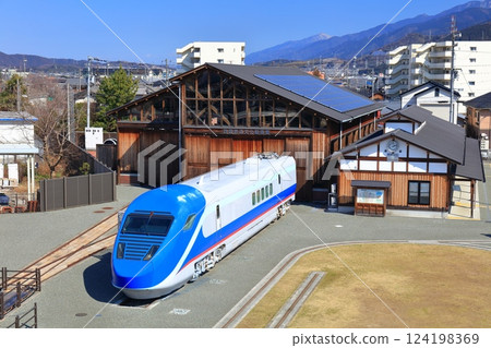 [Ehime Prefecture] Shikoku Railway Museum and free gauge train on a clear day 124198369