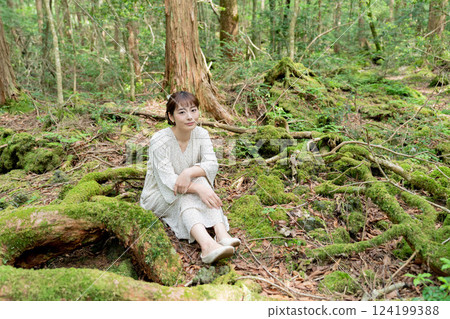 Beautiful Japanese women Beautiful Japanese women 124199388