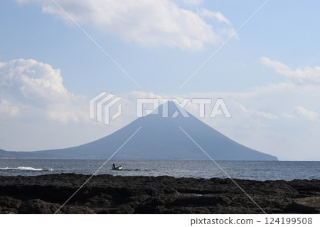 Kaimondake 124199508