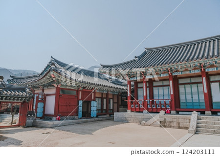 Ancient Korean Architectural Scenery 124203111