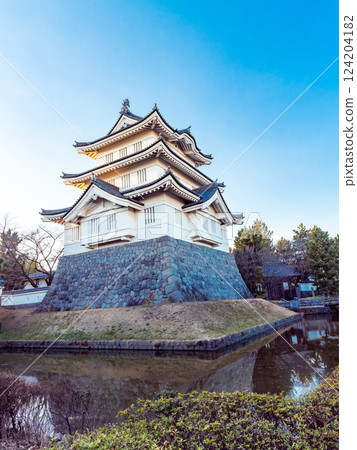 冬日傍晚,能保城遺址,一座堅不可摧的城堡,無法被攻佔。 冬日傍晚,能保城遺址,一座堅不可摧的城堡,無法被攻佔。 124204182