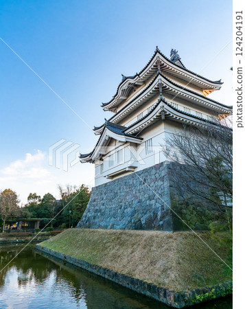 冬日傍晚,能保城遺址,一座堅不可摧的城堡,無法被攻佔。 冬日傍晚,能保城遺址,一座堅不可摧的城堡,無法被攻佔。 124204191