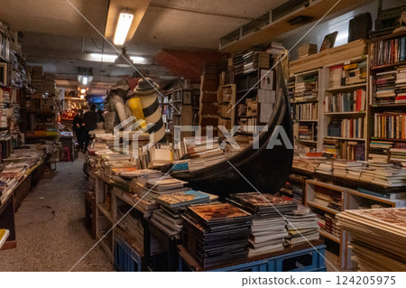 Libreria Acqua Alta, in Venice 124205975
