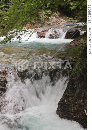 Pierced group of Shima Onsen 124209031