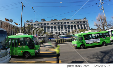 韓國憲法法院 124209796