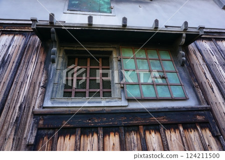 Tondabayashi Jinaicho Old House 124211500