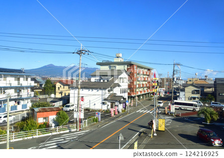 View from the train window on JR Central's Minobu Line from Nishi-Fujinomiya Station to Fuji Station (December 2022) 124216925