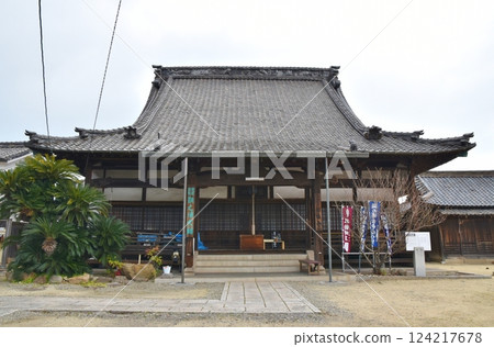 Enpukuji Temple on a clear day in Hiroshima 124217678