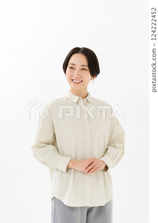 中年女子肖像 124222452