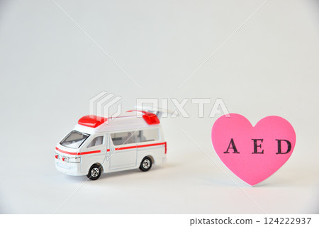 AED heart ambulance image 124222937