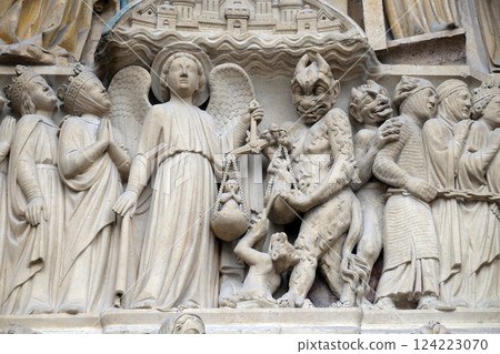 Portal of the Last Judgment, Notre Dame Cathedral, Paris, UNESCO World Heritage Site in Paris, France Portal of the Last Judgment, Notre Dame Cathedral, Paris, UNESCO World Heritage Site in Paris, France 124223070
