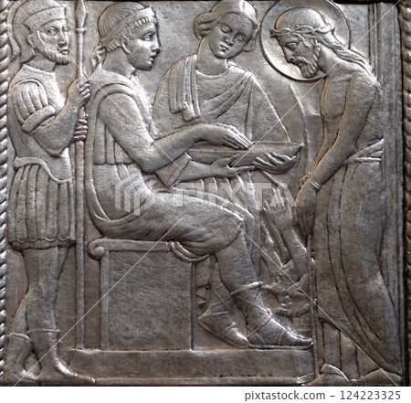 Jesus is condemned to death, Pontius Pilate washes his hands, altar of the Sacred Heart of Jesus in the church of Saint Blaise in Zagreb, Croatia Jesus is condemned to death, Pontius Pilate washes his hands, altar of the Sacred Heart of Jesus in the church of Saint Blaise in Zagreb, Croatia 124223325