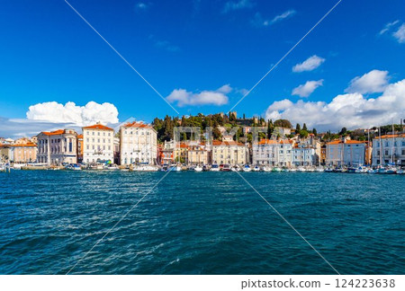 Cityscape of Piran, Slovenia. View of a small European coastal town 124223638