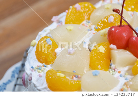 自製生日蛋糕圖片 124223717