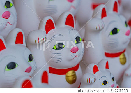 Lucky cats at Gotokuji Temple's Shoufukuden Hall 124223933