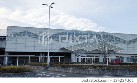 Isesaki Station building, north exit, JR Ryomo Line, Tobu Railway Isesaki Line 124224305