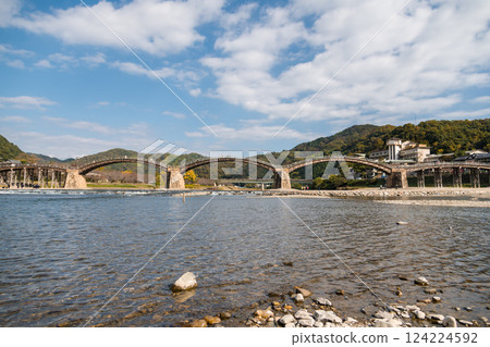 【錦帶橋和錦川】 124224592