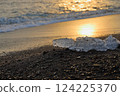 珠寶冰和日落 124225370