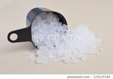 Zinc nitrate on the beige background 124225580