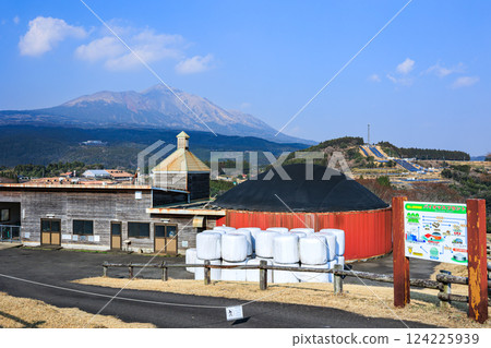 高千穗牧場生質工廠和高千穗峰 124225939