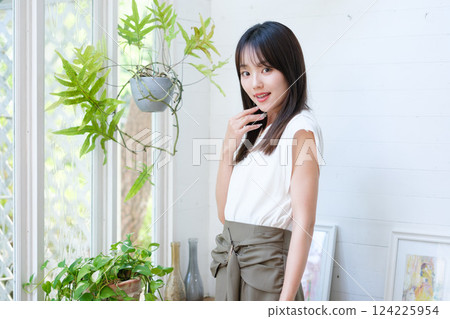 Beautiful Japanese women Beautiful Japanese women 124225954