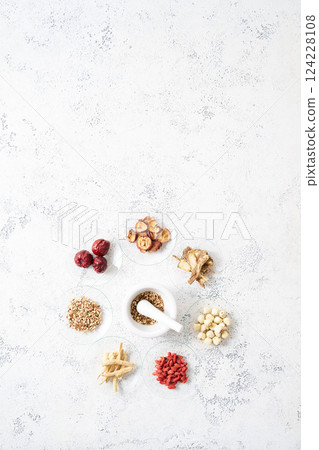 Various herbal medicine ingredients 124228108