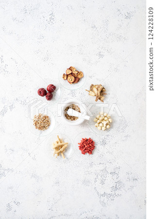 Various herbal medicine ingredients Various herbal medicine ingredients 124228109
