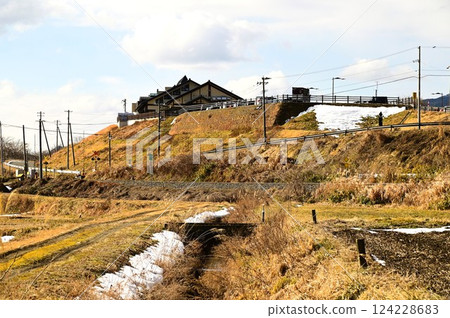 Roadside Station Tono Kaze no Oka and JR Kamaishi Line Roadside Station Tono Kaze no Oka and JR Kamaishi Line 124228683