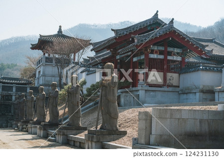 Ancient Korean Architectural Scenery on daytime 124231130