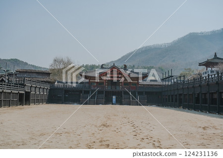 Ancient Korean Architectural Scenery on daytime 124231136