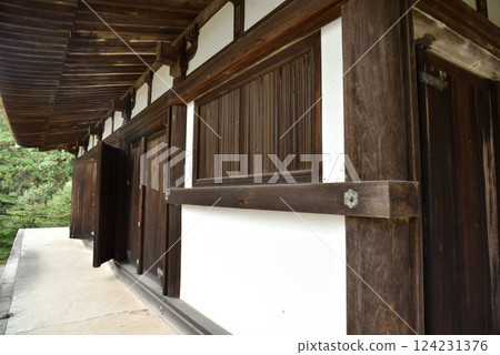Daigoji Temple Kami-Daigo Yakushido Hall [National Treasure] 124231376