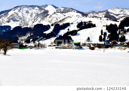 石內丸山滑雪場 (新潟縣南魚沼市) 景色 [2025 年 3 月] 124233148