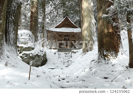 Kumano Shrine 25 124235062