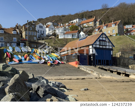 Runswick Bay in North Yorkshire - United Kingdom Runswick Bay in North Yorkshire - United Kingdom 124237239