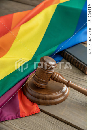 為了公平的社會,LGBTQ+ 權利。尊重多元和法律面前一律平等。 為了公平的社會,LGBTQ+ 權利。尊重多元和法律面前一律平等。 124239419
