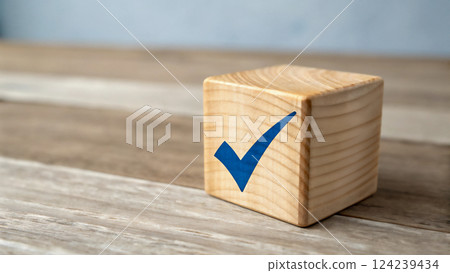 木塊上的複選標記，表示認可 124239434