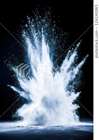 動態白色粉末爆炸 124240865