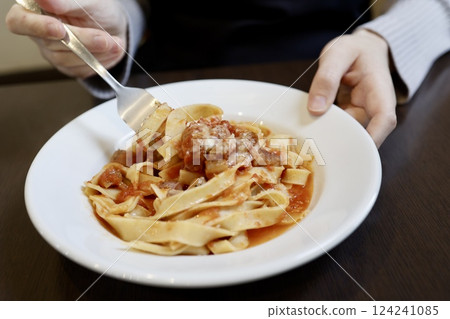 番茄醬豬肉義大利麵 124241085
